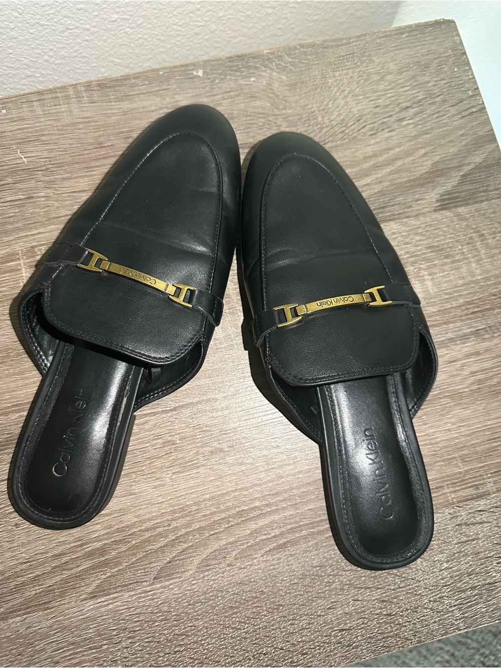 Calvin Klein Sidoll Leather Mules Slides Black Gold Hardware Size 8.5